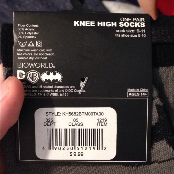 Batman Socks - Picture 3 of 3